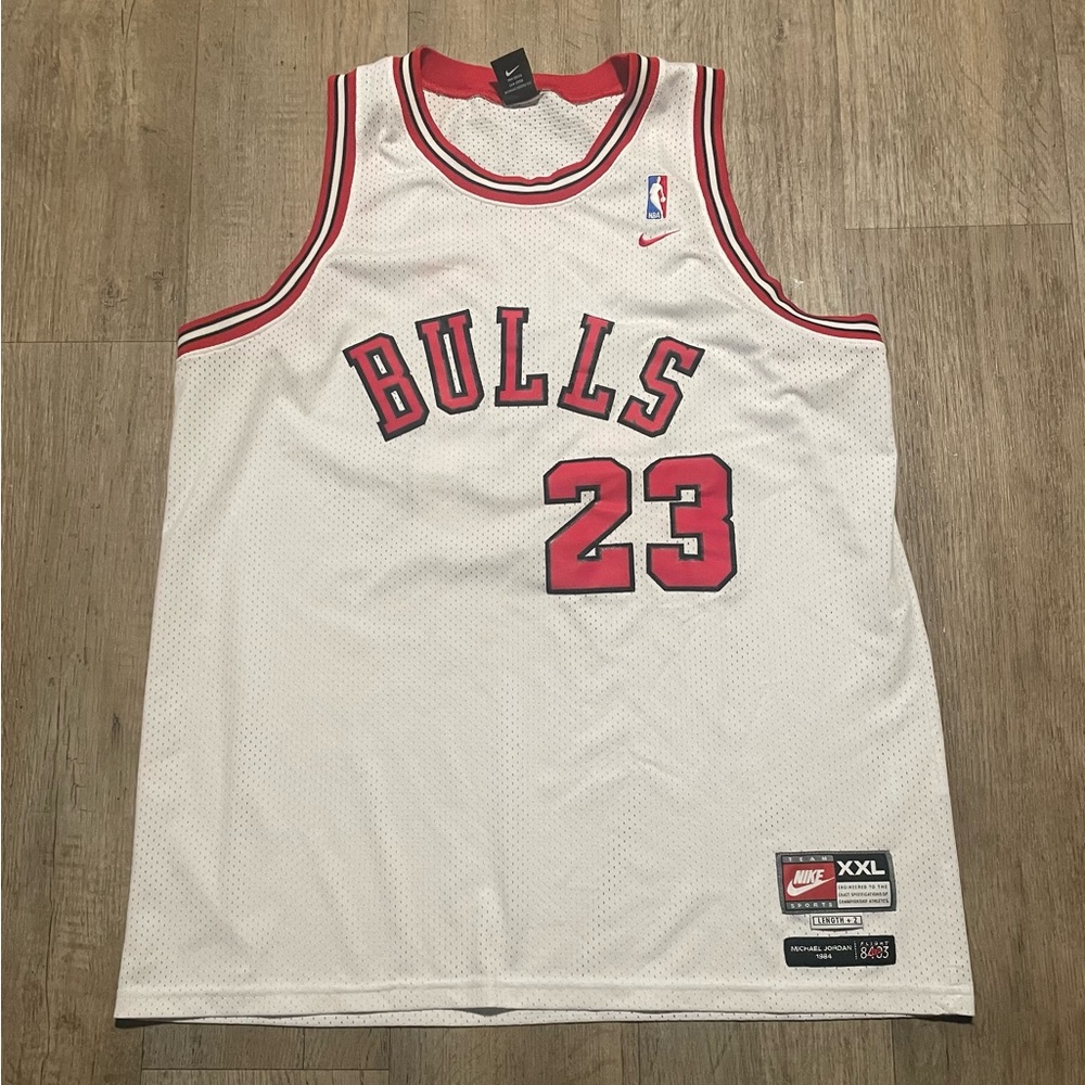 Vintage Nike Michael Jordan Chicago Bulls 1984 Rookie Commemorative Jersey